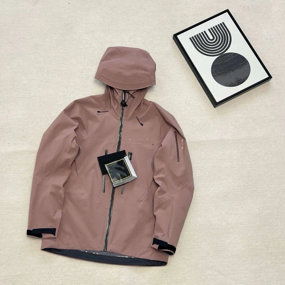 Designer jacket Mens Jacket outdoor zipper jacket Lt Windproof and waterproof mountain skiing Windproof and Breathable Single Layer Hard Shell