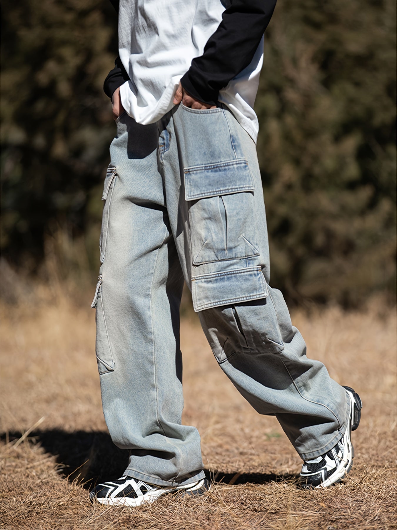 Relaxed Fit Multi-Pocket Cargo Pants - Overalls with Casual Style, Stretchy Fabric, and Practical Design for Spring and Fall Outdoor Enthusiasts, K-Pop Fans, and Everyday Wear
