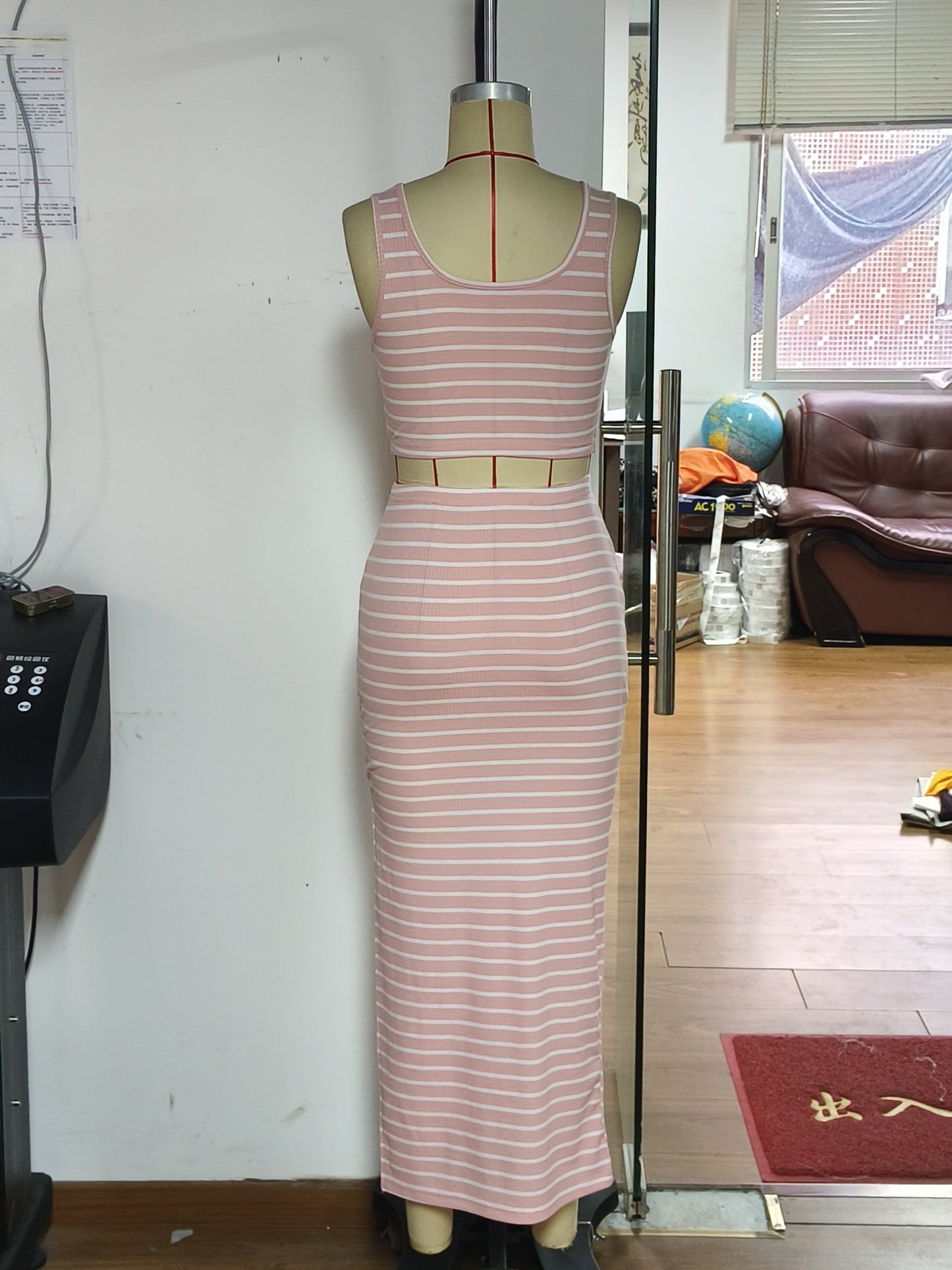 Two-Piece Chic Striped Print Set - Skirt Suits with Crew Neck Sleeveless Tank Top and Split High Waist Skirt Outfits, Elegant Women's Clothing for Everyday Wear