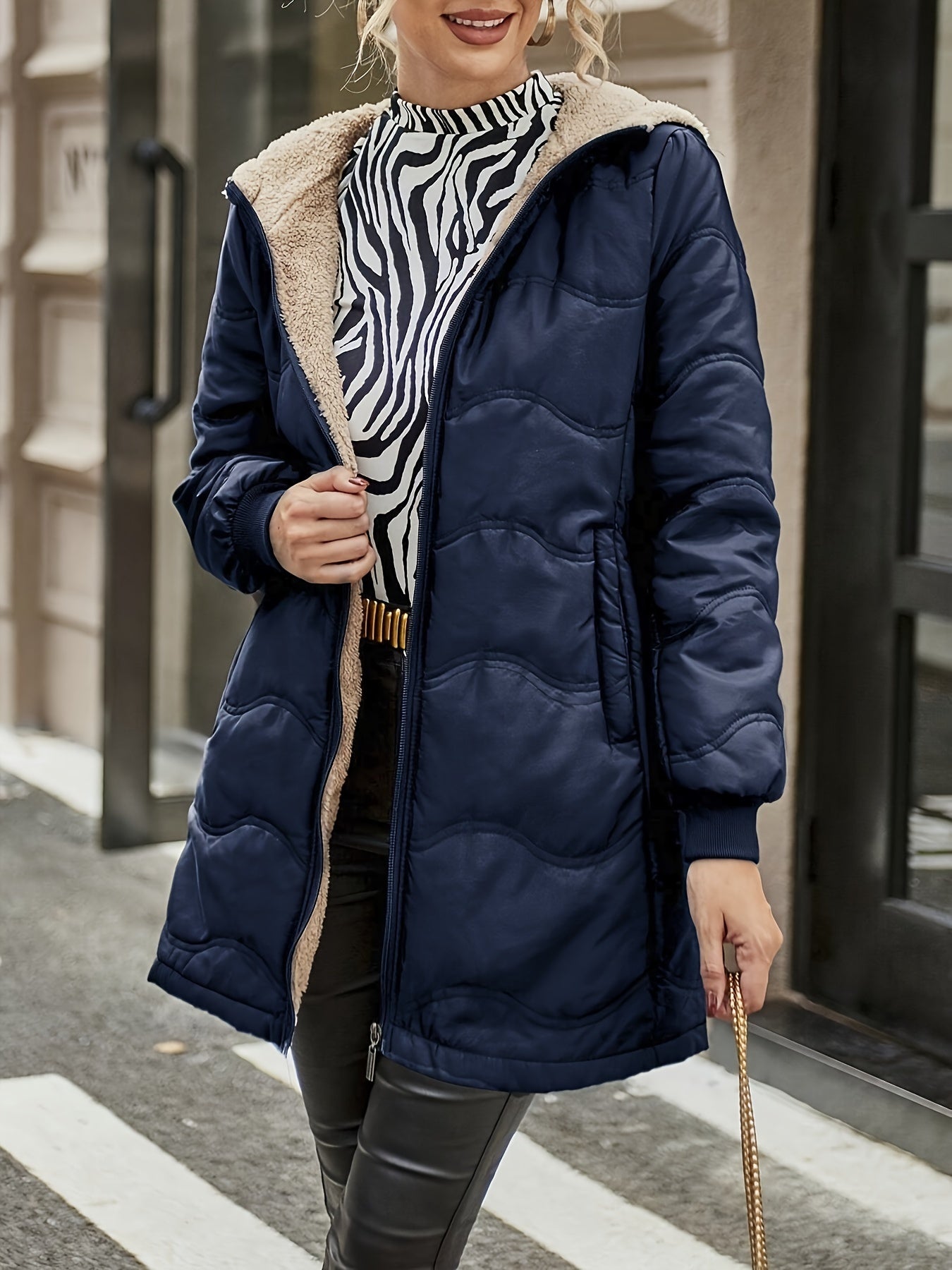 Winter Warmth Quilted Down Jacket - Cotton-Padded Jacket Coat with Full Zip, Long Sleeve, Hooded, Dual Pockets, Solid Color, Casual Style for Women - Perfect for Cold Weather