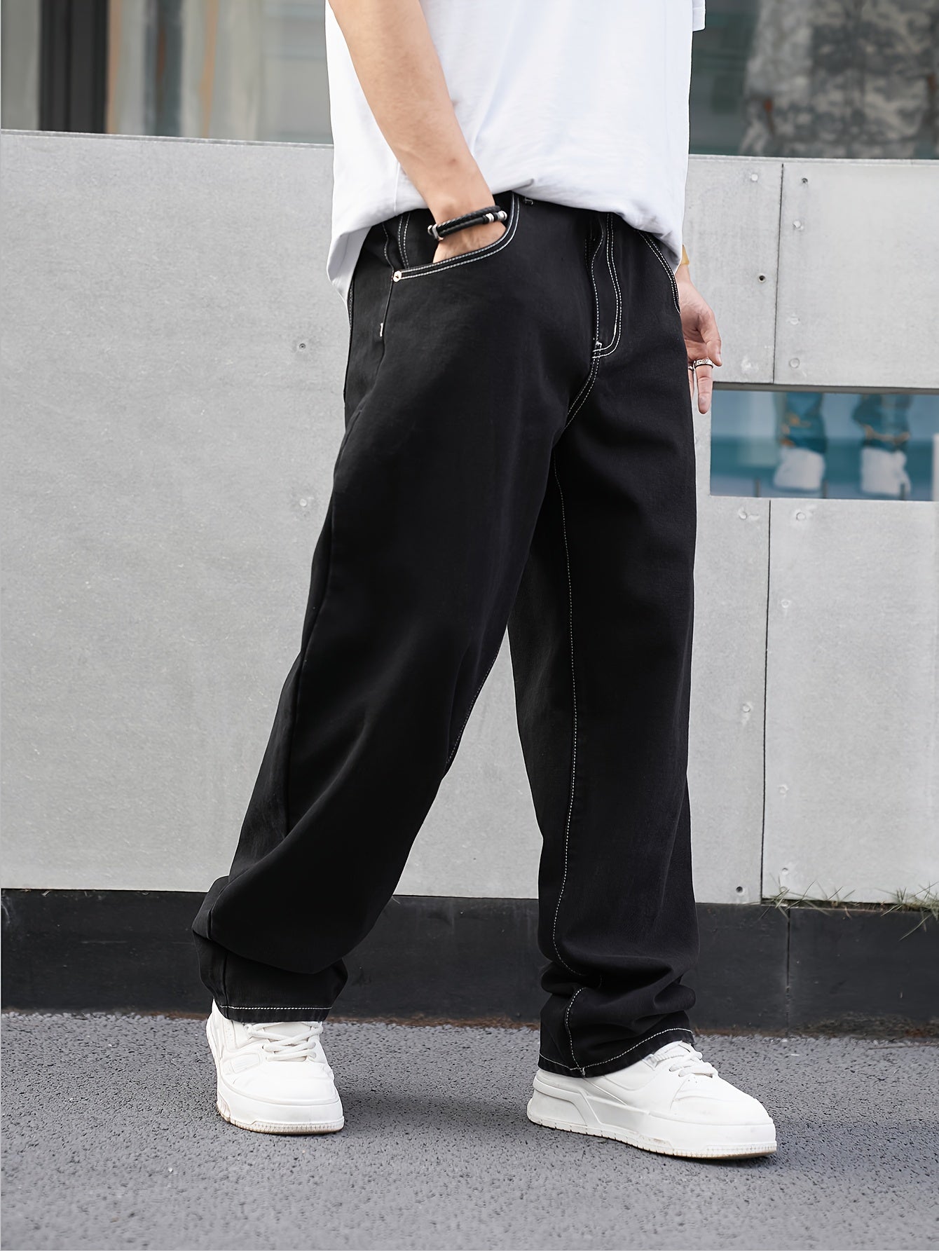 Relaxed Fit Solid Denim Jeans for Men - Comfortable Cotton Blend Pants with Multiple Pockets for Outdoor Activities and Casual Daily Wear - Durable and Breathable Fabric for Year-Round Comfort