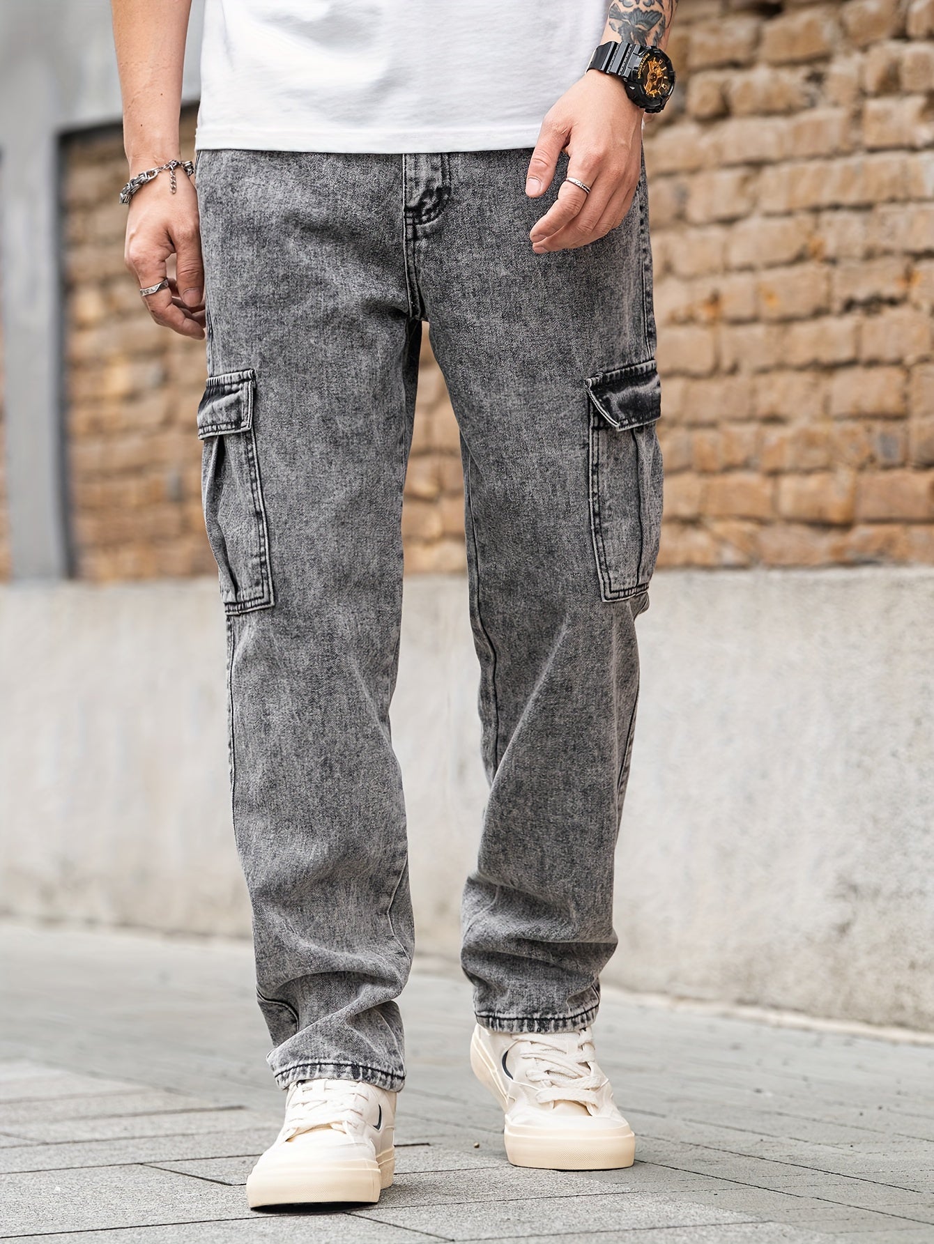 Men's Distressed Vintage Style Loose Fit Jeans - Soft Cotton Blend Fabric, Stylish Ripped Knees, Classic Five-Pocket Design, Perfect for Casual Street Wear, Spring and Fall Season, Comfortable and Fashionable Denim Pants for Men