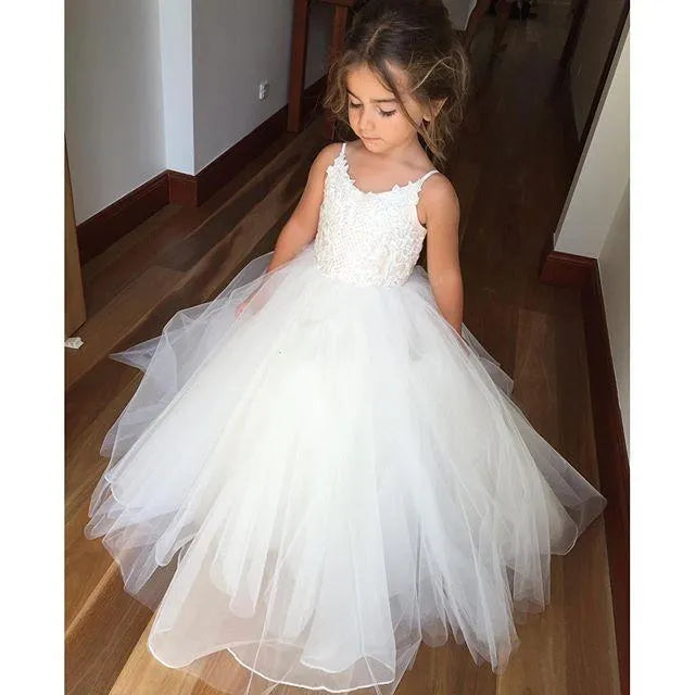 Cheap Spaghetti Lace And Tulle Flower Girl Dresses For Wedding White Ball Gown Princess Girls Pageant Gowns Children Communion Dress