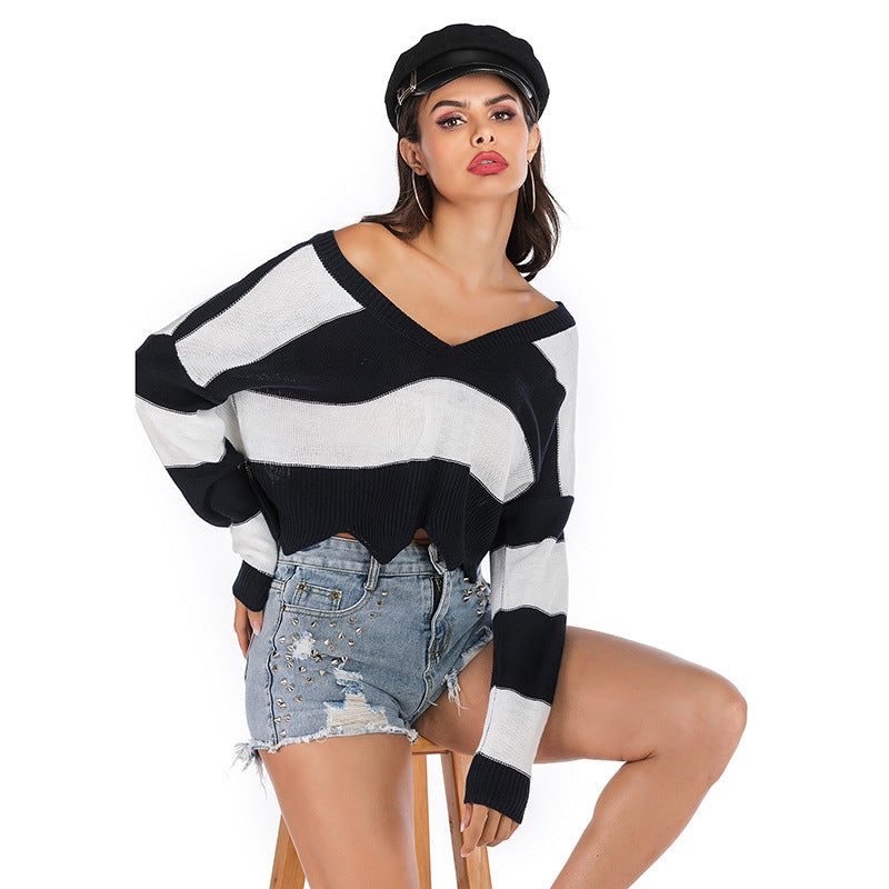 LOVECCR  women's popular autumn and winter sweater women's 2025 wavy edge V-neck striped short open-navel loose knitted sweater