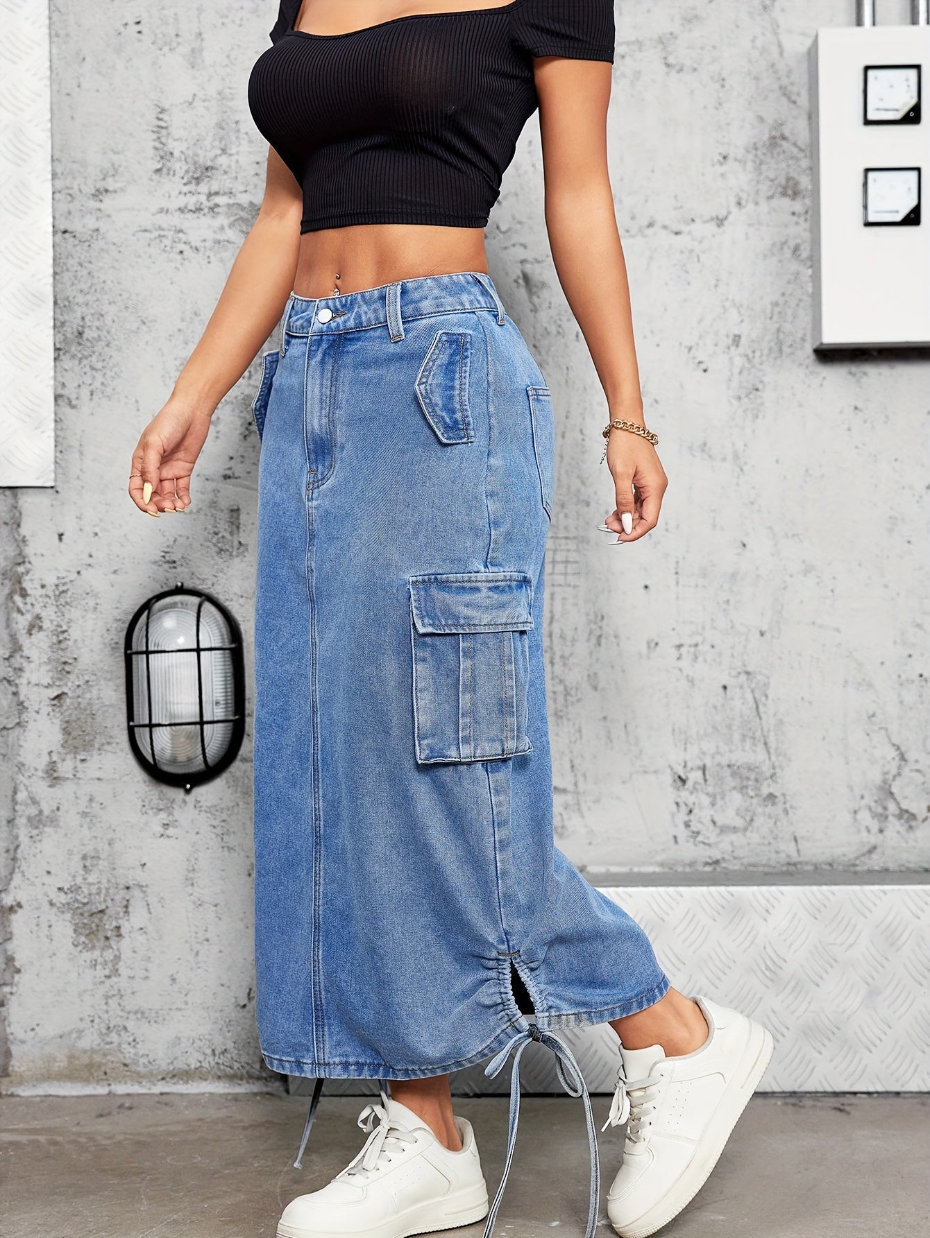 Womens Classic Maxi Denim Skirt - Soft Light Washed Blue with Adjustable Side Drawstring, Stylish Multi-Pocket Cargo Design, and Durable Denim Material for Comfortable Everyday Wear
