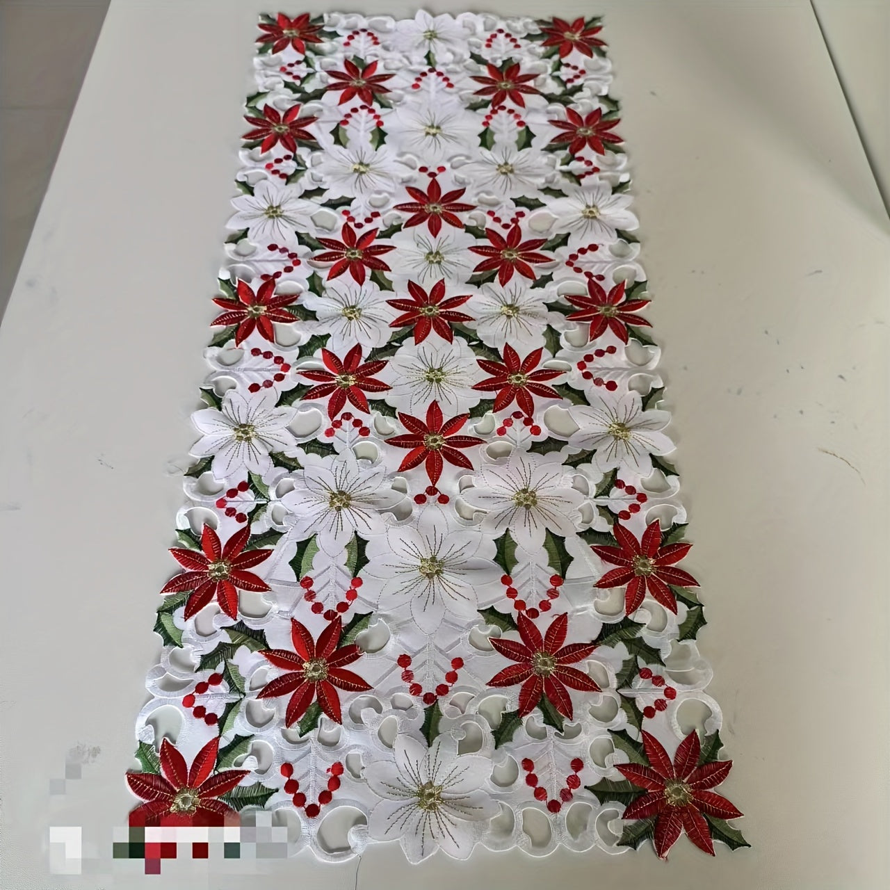 Festive Christmas Floral Embroidered Lace Table Runner and Placemats Set – Elegant Polyester Holiday Decor for Dining Room