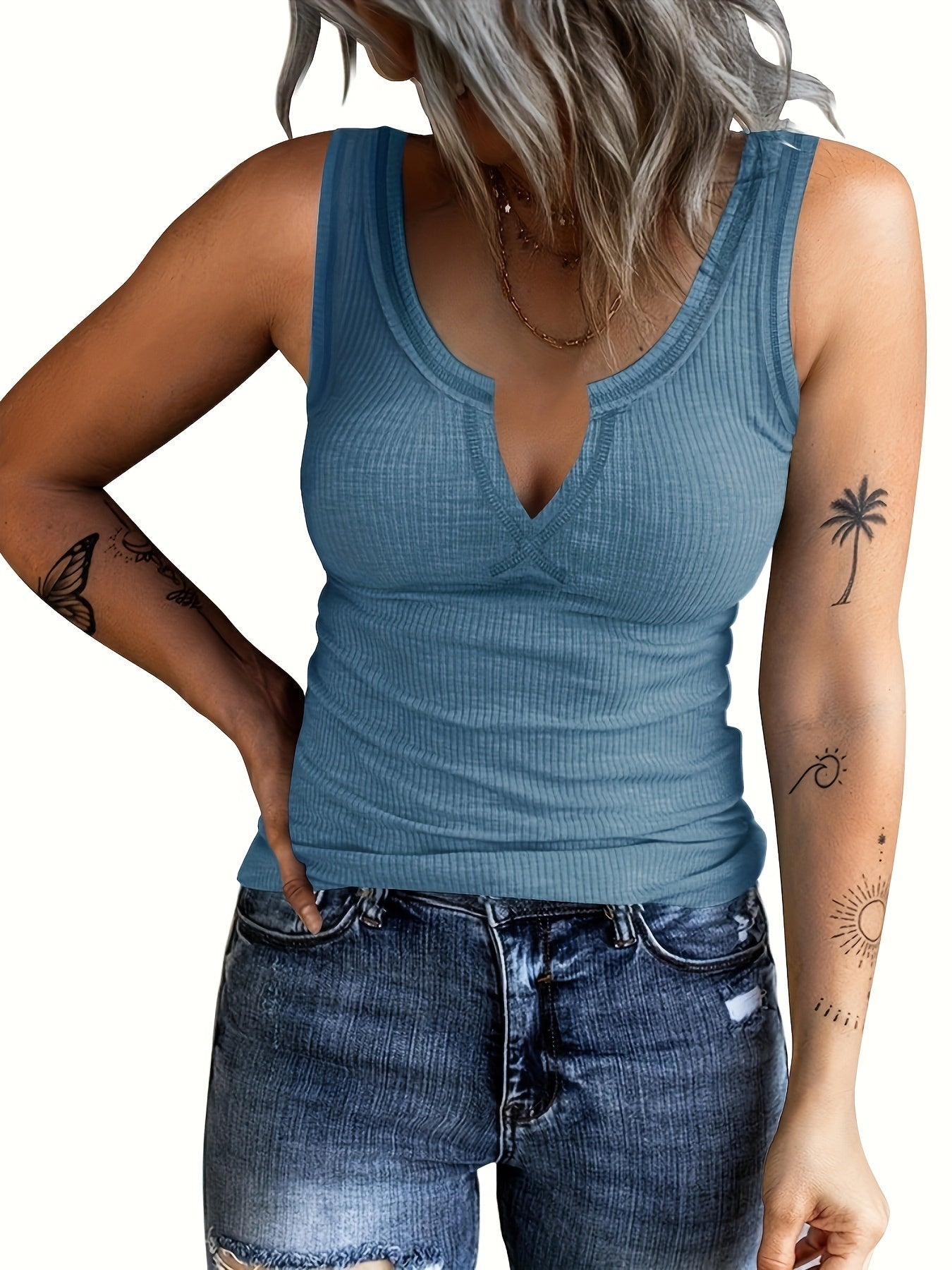 Fashionable Solid Color Notched Neck Tank Top - Stylish & Comfortable Sleeveless Top for Summer Days - Perfect Womens Casual Wear