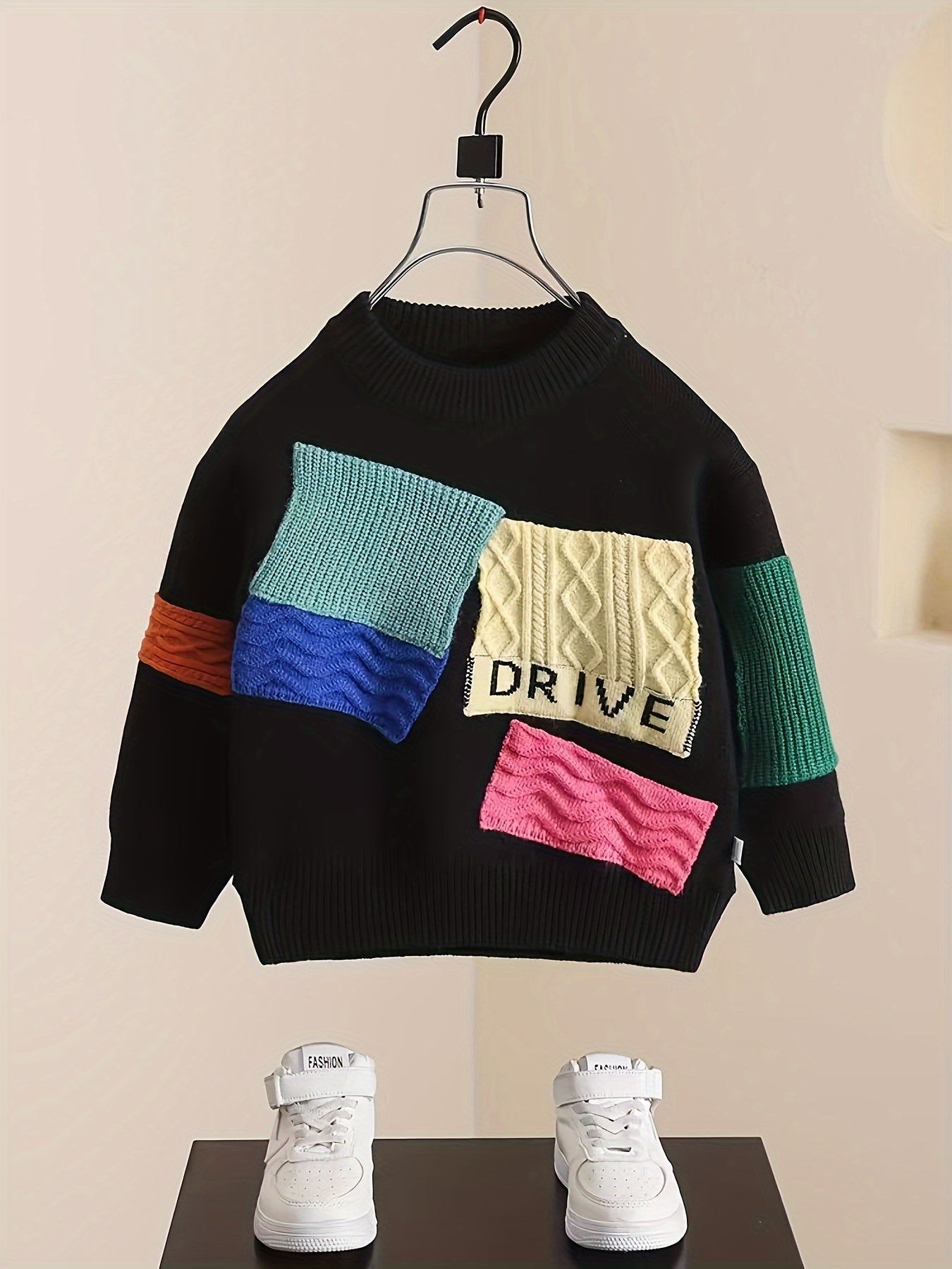 Stylish Boys' Color Block Patchwork Sweater - Fall/Winter Casual Knit Pullover - Soft, Warm, and Cozy Crew Neck Jumper for Autumn with Classic Design and Comfortable Fit