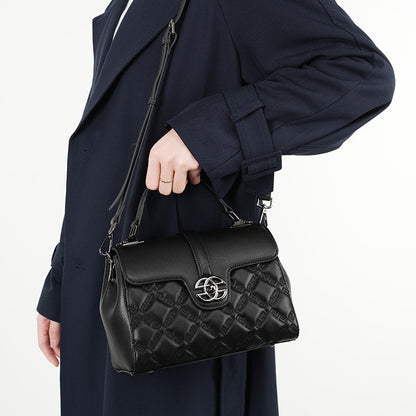 2025 2023 new commuter women's bag first layer cowhide large capacity shoulder messenger bag leather versatile handbag