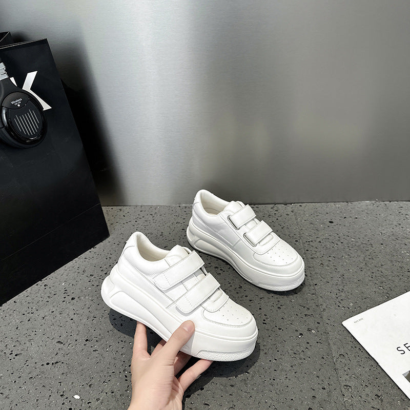2025 Little white shoes women's popular new autumn leather breathable muffin casual shoes show feet small platform shoes