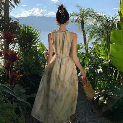 2025 New Chinese sleeveless smudge neck dress women's summer 2025 new high-end off-the-shoulder seaside vacation dress