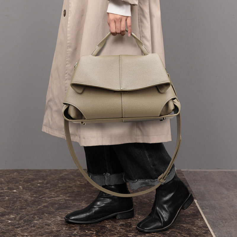 2025 shoulder bag fashionable and simple large-capacity bag women's high-end casual handbag soft leather commuter messenger bag