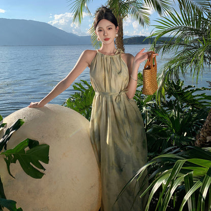 2025 New Chinese sleeveless smudge neck dress women's summer 2025 new high-end off-the-shoulder seaside vacation dress