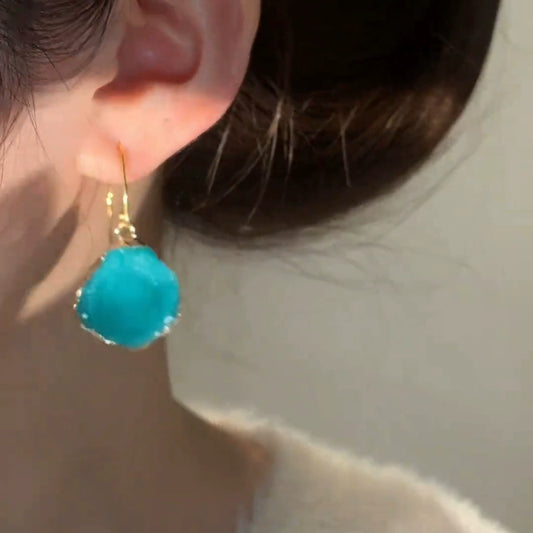 Spring and summer new irregular geometric glacier blue earrings niche design sense fashion versatile ear hook light luxury earrings