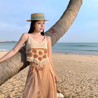 2025 Thai niche top summer short outer wear Spice girls wear seaside vacation knitted fringed sling vest women's inner wear