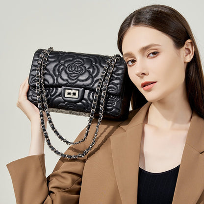 2025 Leather women's bag, textured premium chain bag, Xiaoxiangfeng camellia bag, sheepskin single shoulder messenger bag, underarm bag.