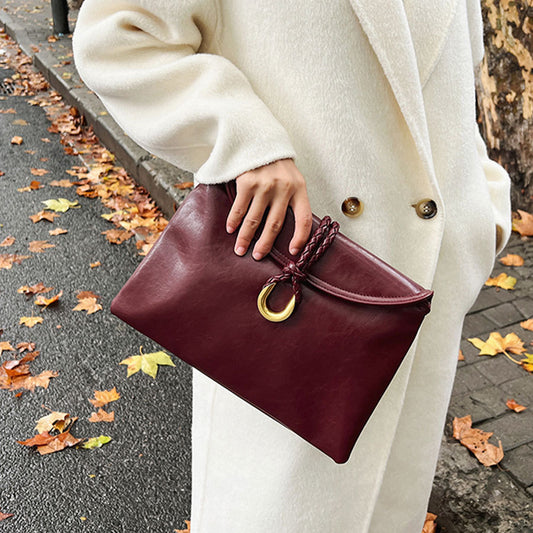 2025 Shoulder bag New vegetable tanned leather envelope Women's bag Large capacity soft leather commuter bag Temperament women's messenger bag