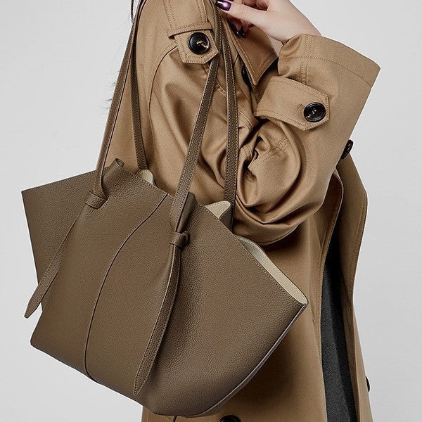 2025 First layer cowhide big bag  new spring and summer commuting versatile tote bag large capacity portable wing bag