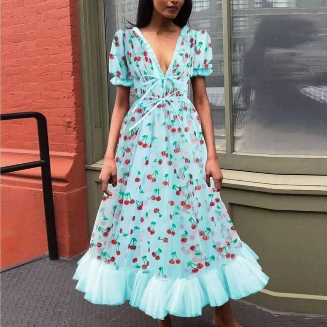 Cross-border 25 dresses  strawberry two-color V-neck fashionable sequined long dress mesh strap pleated dress