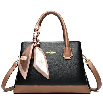 2025 Handbags are fashionable and high-end, large-capacity portable shoulder bags, daily commuting messenger bags, and women's New delivery.