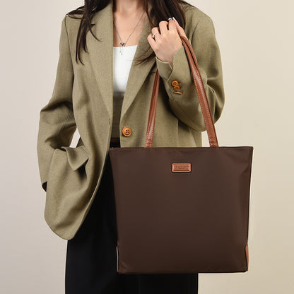 2025 Simple and fashionable Oxford cloth bag popular new large-capacity high-end tote bag casual Korean version women's shoulder bag