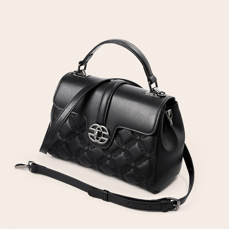 2025 2023 new commuter women's bag first layer cowhide large capacity shoulder messenger bag leather versatile handbag