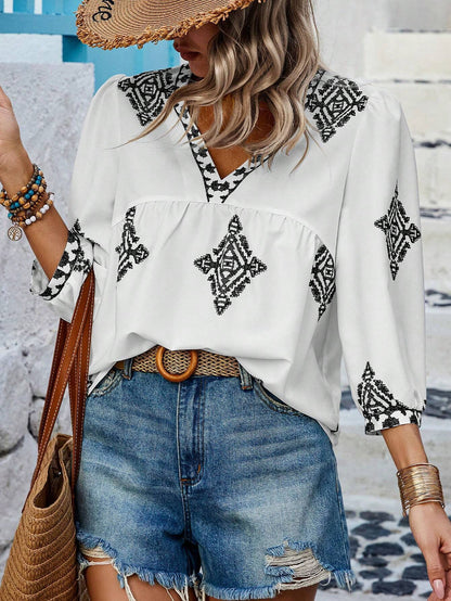 2025 Popular, ,  New women's clothing summer new fashion printed bag seven-quarter sleeve V-neck women's top
