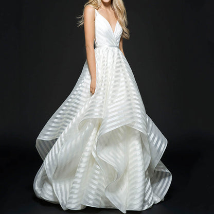 2025 new backless lace mid-waist small trailing beautiful light luxury white small fresh simple wedding dress