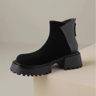 2025  Brown retro round head platform short boots popular autumn and winter new matte heightening versatile thick heel Martin boots women