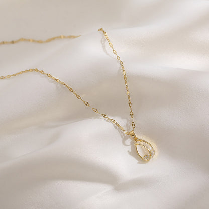 Fashionable High-Grade Imitation Opal Tulip Titanium Steel Necklace for Girls Online Influencer Clavicle Chain Ins Flower Ins Cold Style