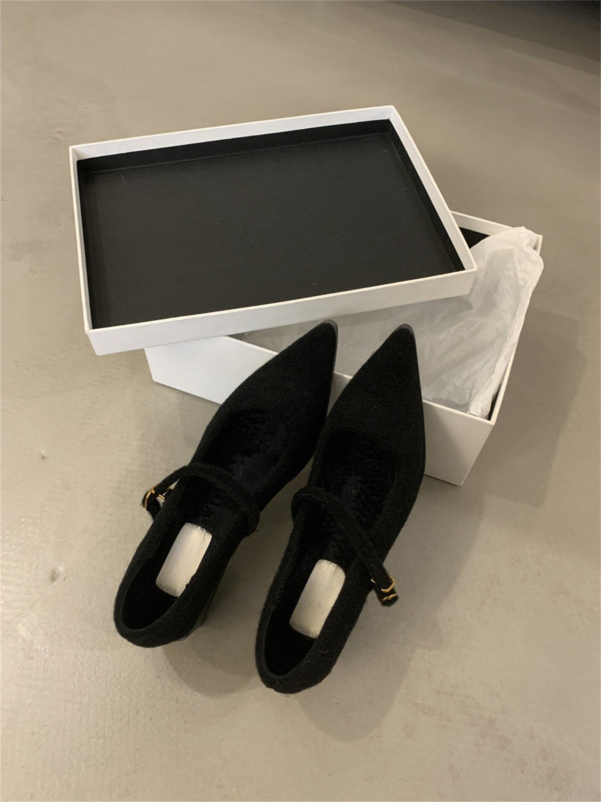 2025  Evening breeze gentle material shallow mouth single shoes velvet one-word buckle Mary Jane shoes pointed thick heel cotton ladyshoes women