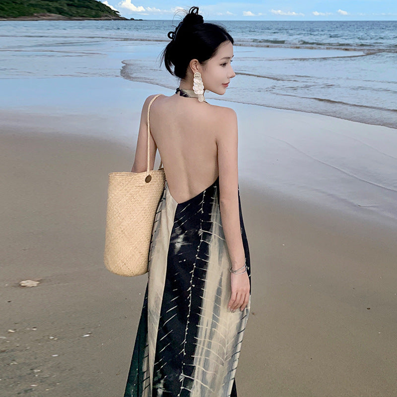 2025 Seaside vacation style big halter dress retro striped printed long dress sleeveless loose and thin neck beach dress