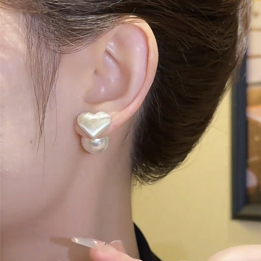 style two-wear love pearl stud earrings, high-end personalized earrings, niche design temperament, versatile earrings.