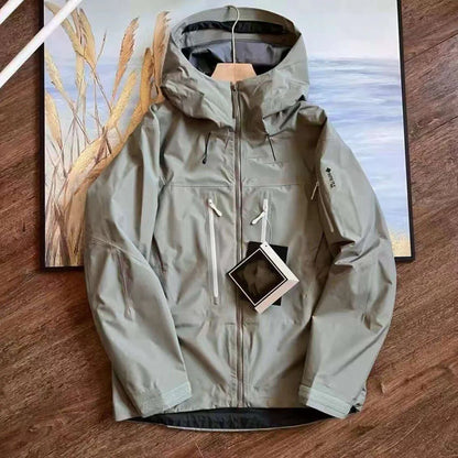 Designer jacket Mens Jacket outdoor zipper jacket Lt Windproof and waterproof mountain skiing Windproof and Breathable Single Layer Hard Shell