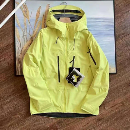 Designer jacket Mens Jacket outdoor zipper jacket Lt Windproof and waterproof mountain skiing Windproof and Breathable Single Layer Hard Shell